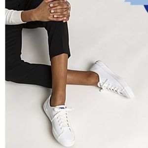 Classic white leather sneakers😍👟